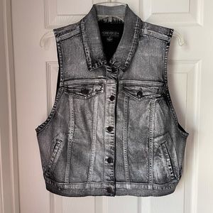 Forever 21 metallic silver washed cropped vest